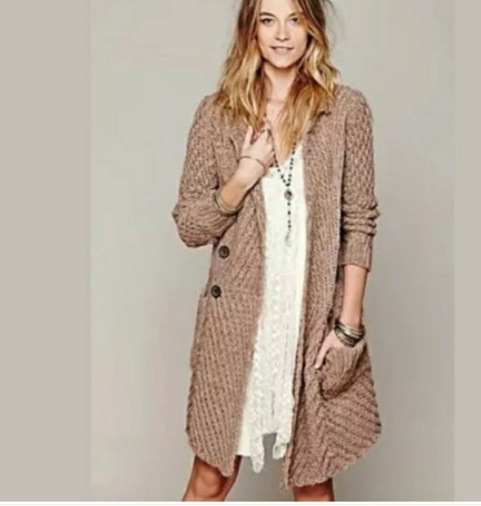 Free People Buttermilk Biscuit Chunky Cardigan 💕